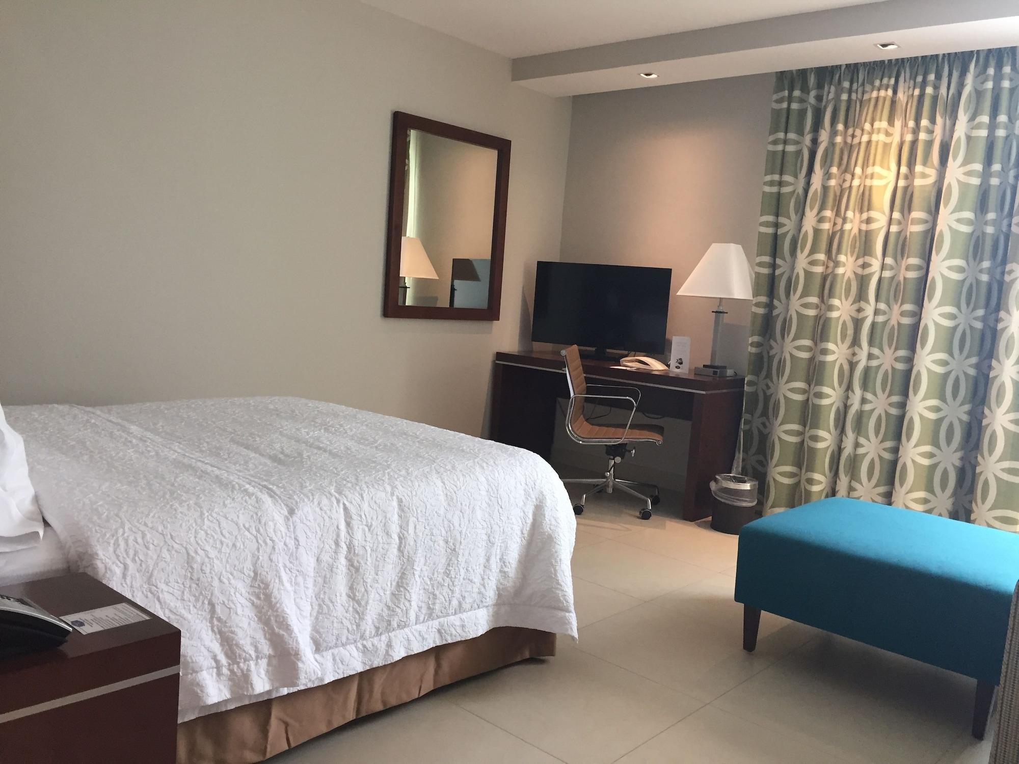 Hotel Hampton By Hilton Merida